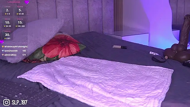 sara_lopee1 webcam