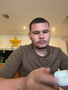 alejo_jordan28 webcam