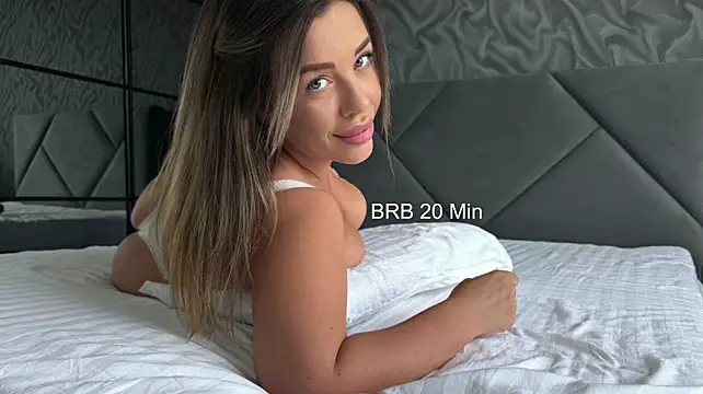 zlat_peach webcam