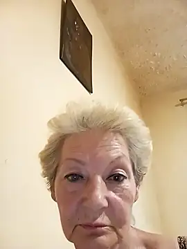 Calypso-Loove - Female Stripchat model