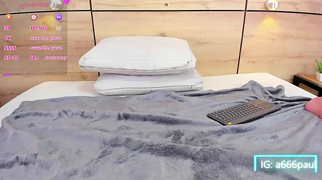 aria_paul webcam