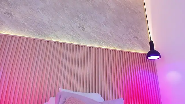 Profanared_ live cam on StripChat