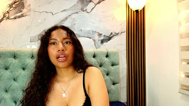 SaraVasquez_ live cam on StripChat