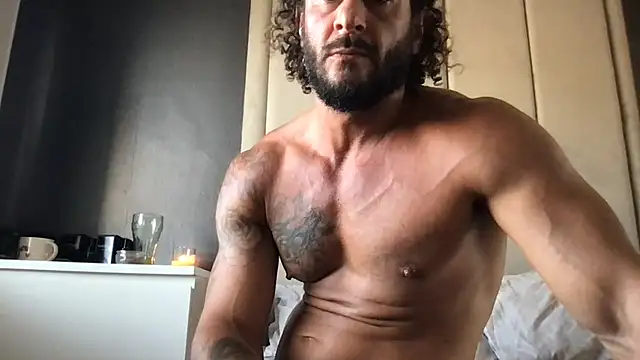 Magic_Mike_666 live cam on StripChat