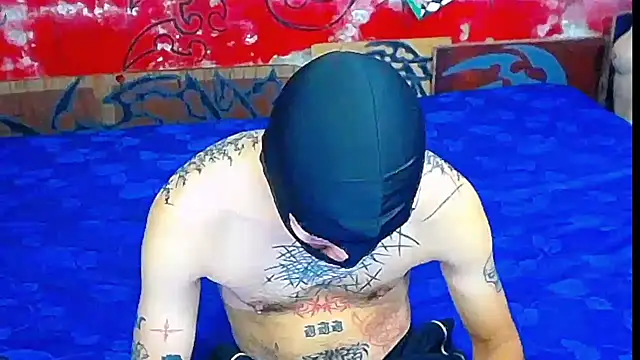 deivid_estrada live cam on StripChat
