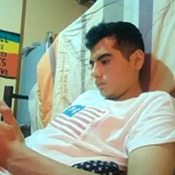 Ortiz3404 live cam on StripChat