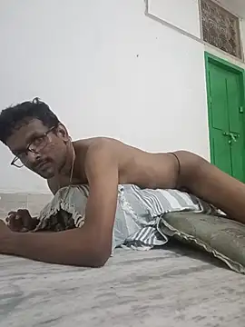 santhoshsiva69 live cam on StripChat