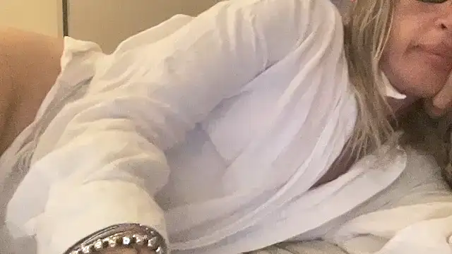 casalinga88 live cam on StripChat