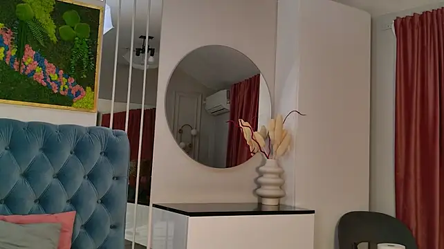 SiennaPierce webcam