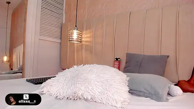 alizza_ webcam