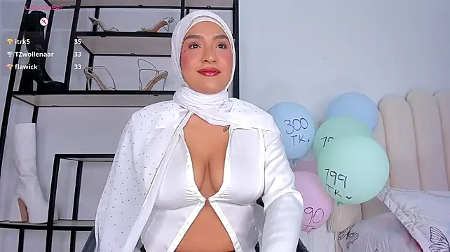 Amira-Zahra webcam