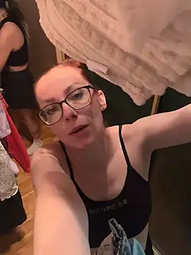 RussianGirls_ live cam on StripChat