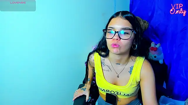angelina_77 webcam