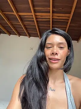 SiennaLuvs live cam on StripChat