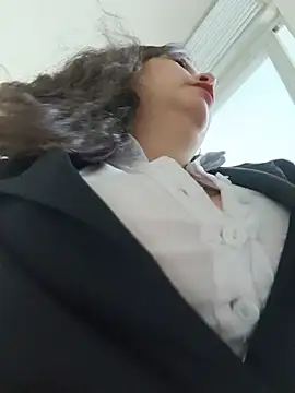 LIA--23 live cam on StripChat