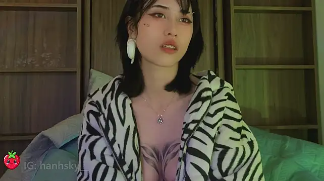 HannahSky_ webcam