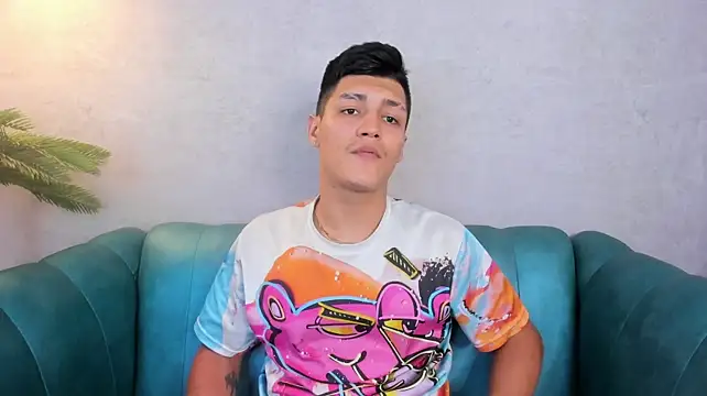 Julian_Fiire webcam