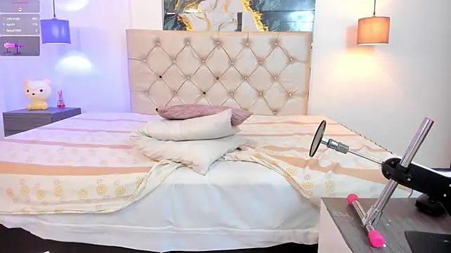 Preetty_Moon webcam