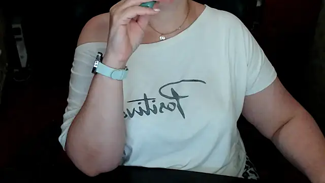 AlisaHot55 webcam