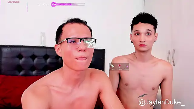 jaylen_and_duke webcam