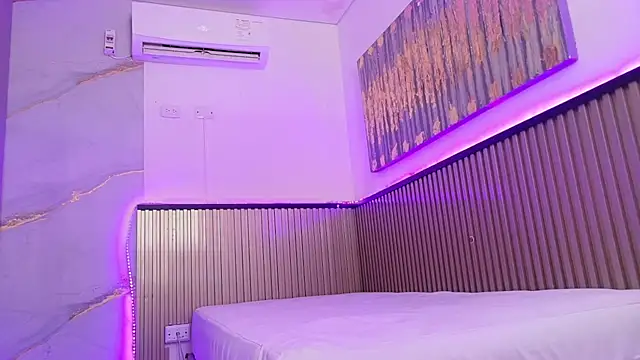 georgina_lulu live cam on StripChat