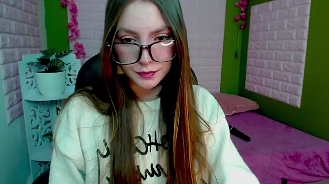 velvet__moon live cam on StripChat