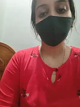 Tamil_shalini live cam on StripChat