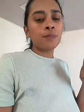 LunaHeat live cam on StripChat