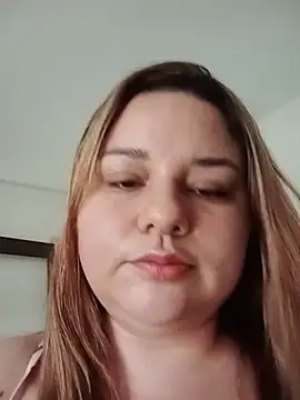 Milf355 live cam on StripChat