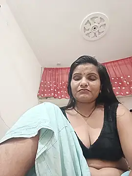 Cut_rani64 webcam