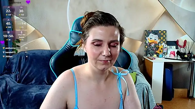 Millie_Mint live cam on StripChat