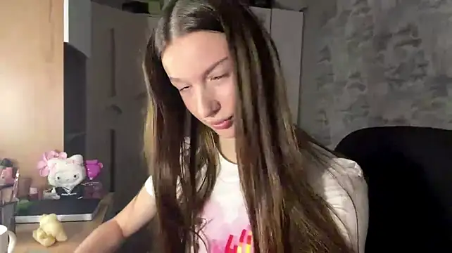 MargoMarcell live cam on StripChat