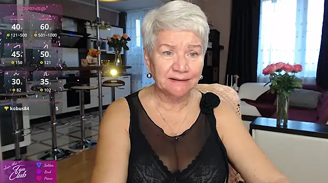 roxana_brooks live cam on StripChat