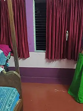 Little-Roshni live sex cam