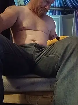 cockycummer live cam on StripChat