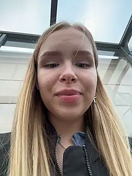 Liza_risky live sex cam