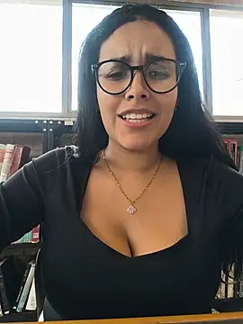 Annya-sweet live cam on StripChat