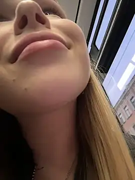 Liza_risky webcam