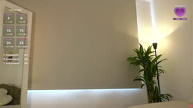 whitneyhot webcam