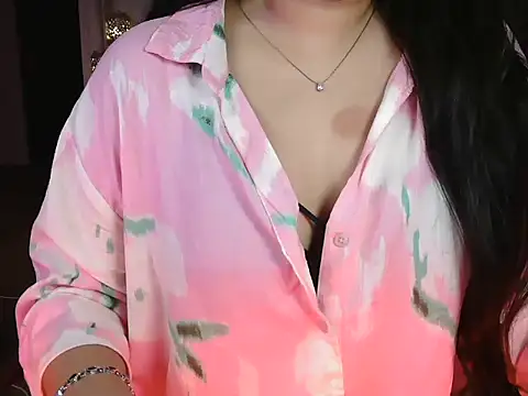Chubby_Chhaya live cam on StripChat