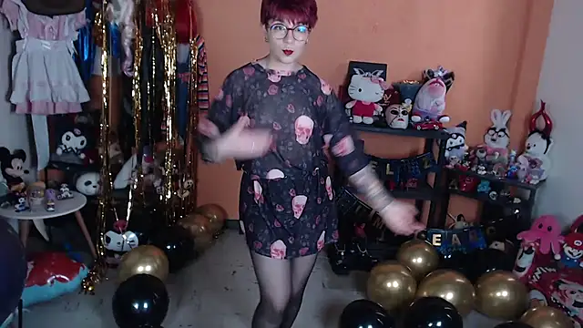 missmiia2 (F young) - HAPPY B-DAY TO ME