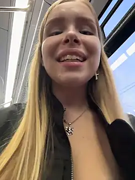 Liza_risky 🤥 online naked stream