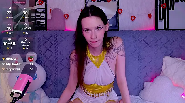 KittiMissi live cam on StripChat