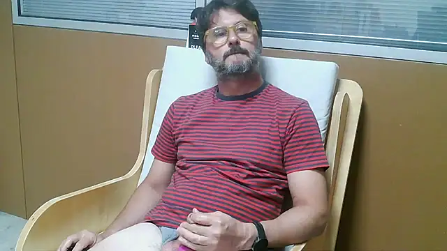 Cellino4 live cam on StripChat