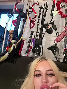 steffi_snowbunny