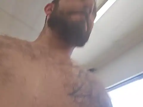 UncutHammer69 webcam