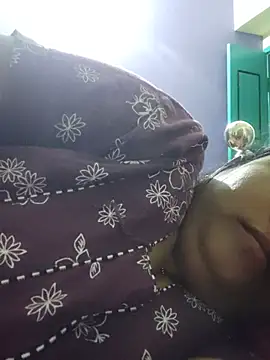 yamini1431 live cam