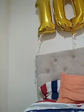 DulceCaroX webcam