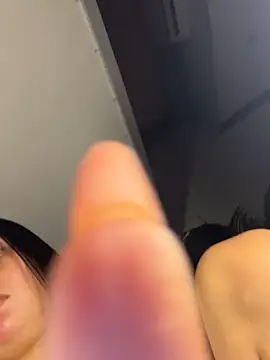 Karina_Falconer webcam
