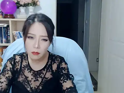SuSushi728 live cam on StripChat